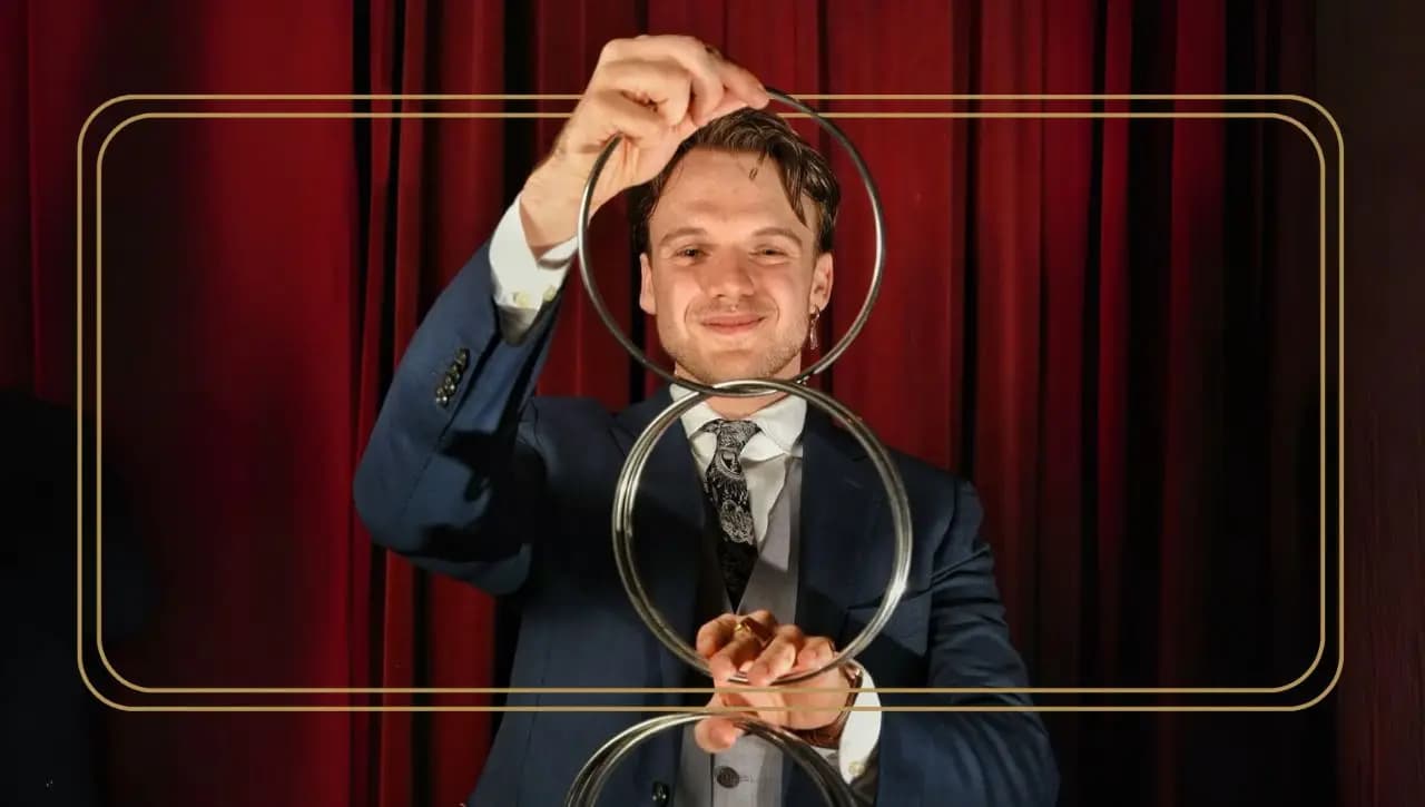 Rico Weeland | Curated Mysteries