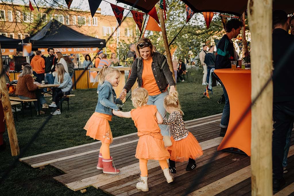 Koningsdag en -nacht in Tuinwijk