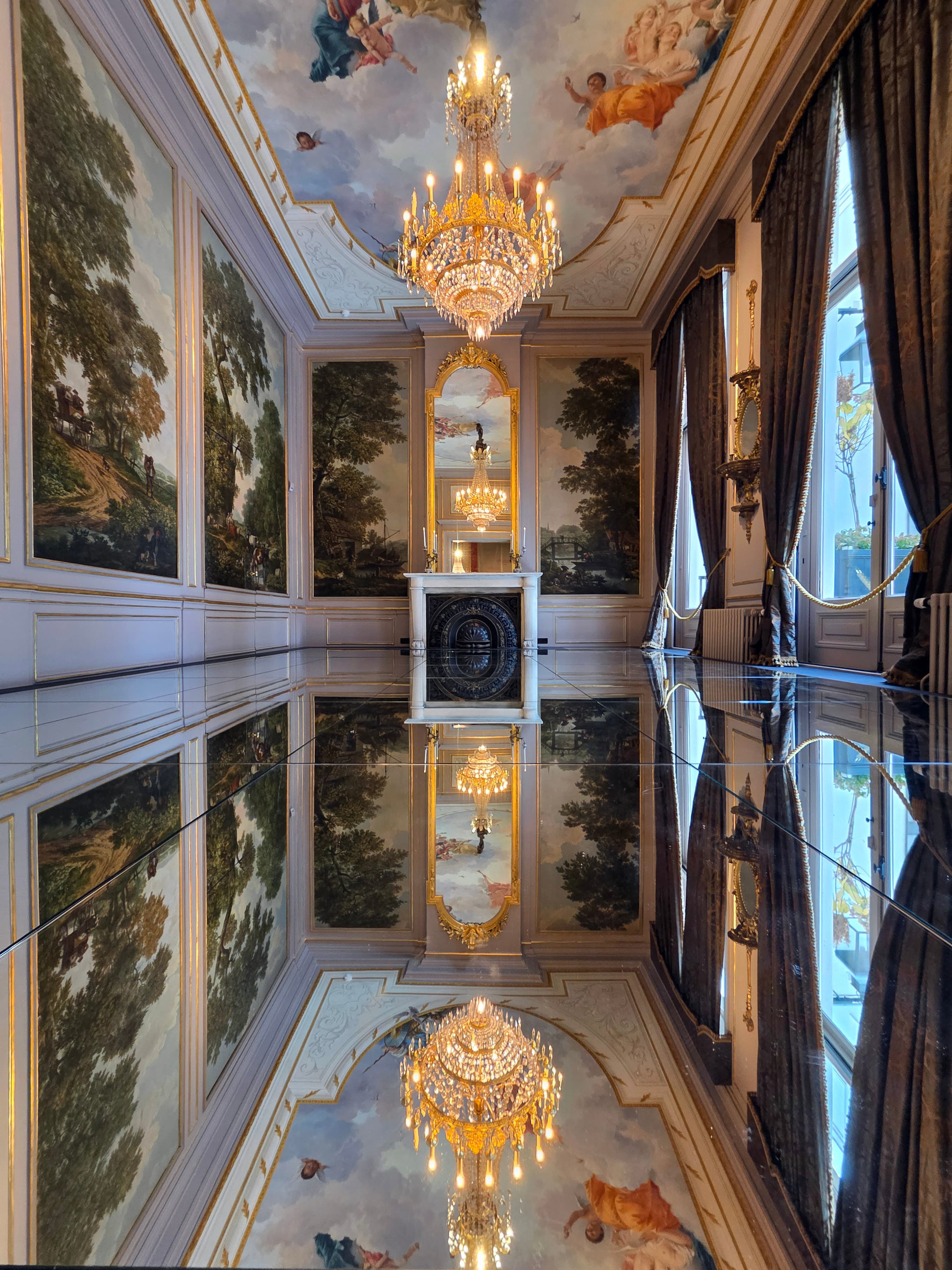 Amsterdam, bijna gesloopt